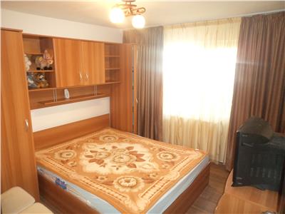 VANDUT !!! Apartament 3 camere zona de jos, totul nou, 50000 euro